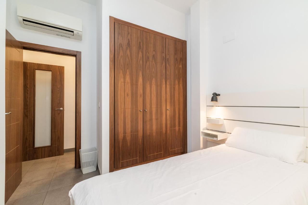 Moderno Apartamento Centro De Granada 2 Екстериор снимка