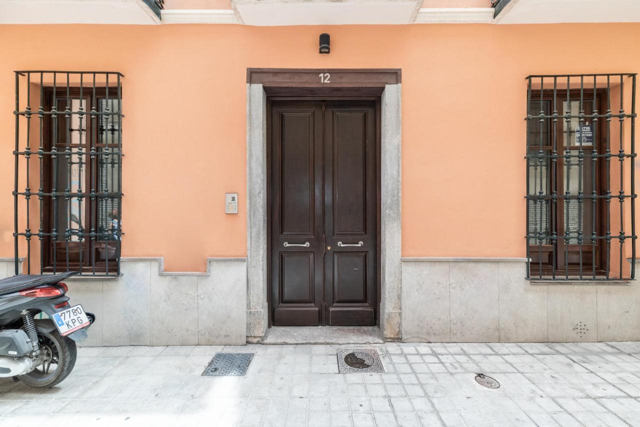 Moderno Apartamento Centro De Granada 2 Екстериор снимка