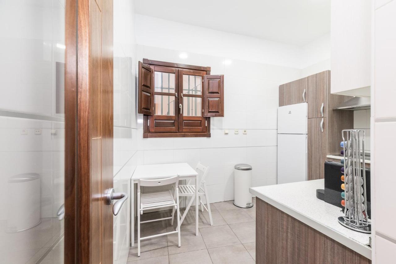 Moderno Apartamento Centro De Granada 2 Екстериор снимка